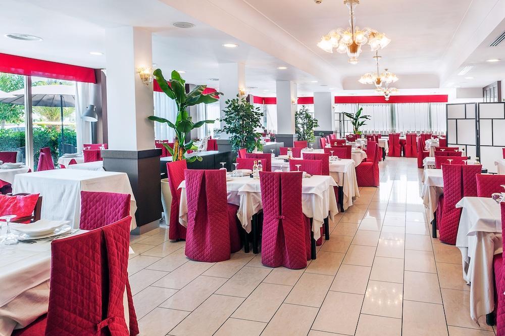 Hotel Villa Corallo Сан-Бенедетто-дель-Тронто Экстерьер фото