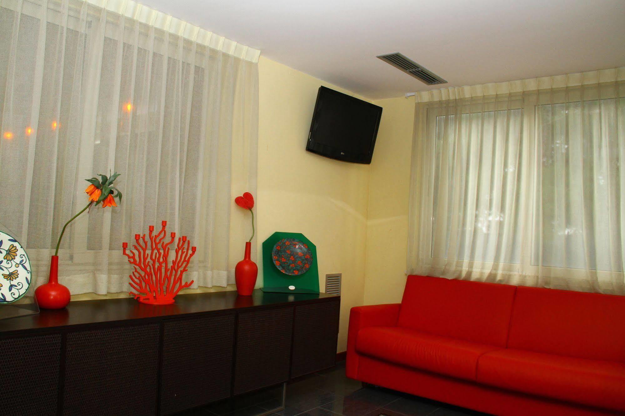 Hotel Villa Corallo Сан-Бенедетто-дель-Тронто Экстерьер фото