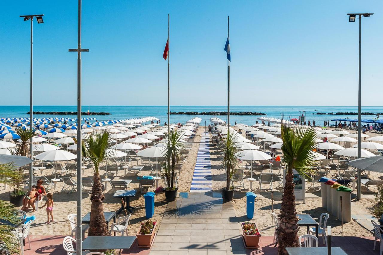 Hotel Villa Corallo Сан-Бенедетто-дель-Тронто Экстерьер фото